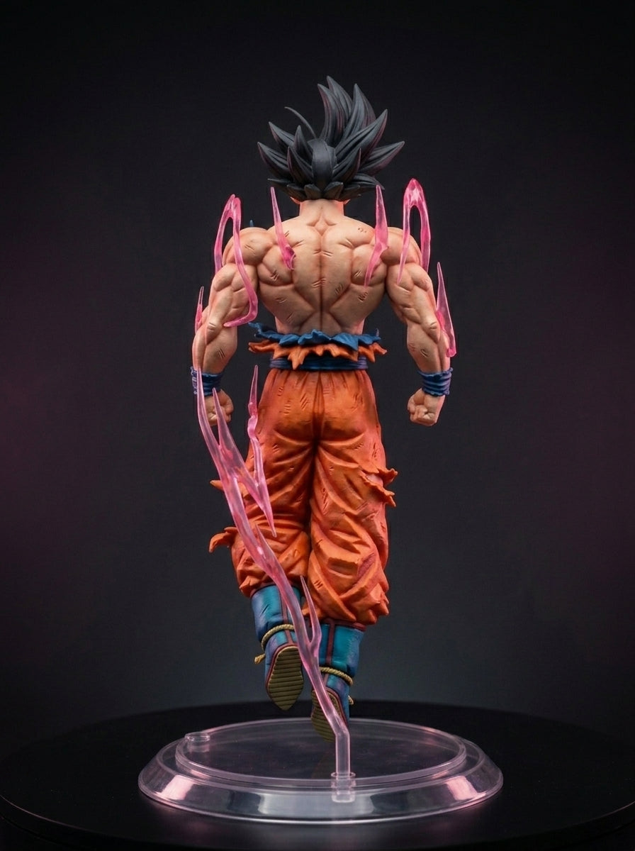 Son Goku Battle Aura Premium Collectible Figure – 25cm